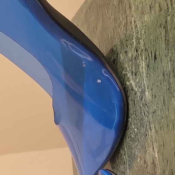 Cape Robin Blue Transparent Stilletos - Picture 8 of 16